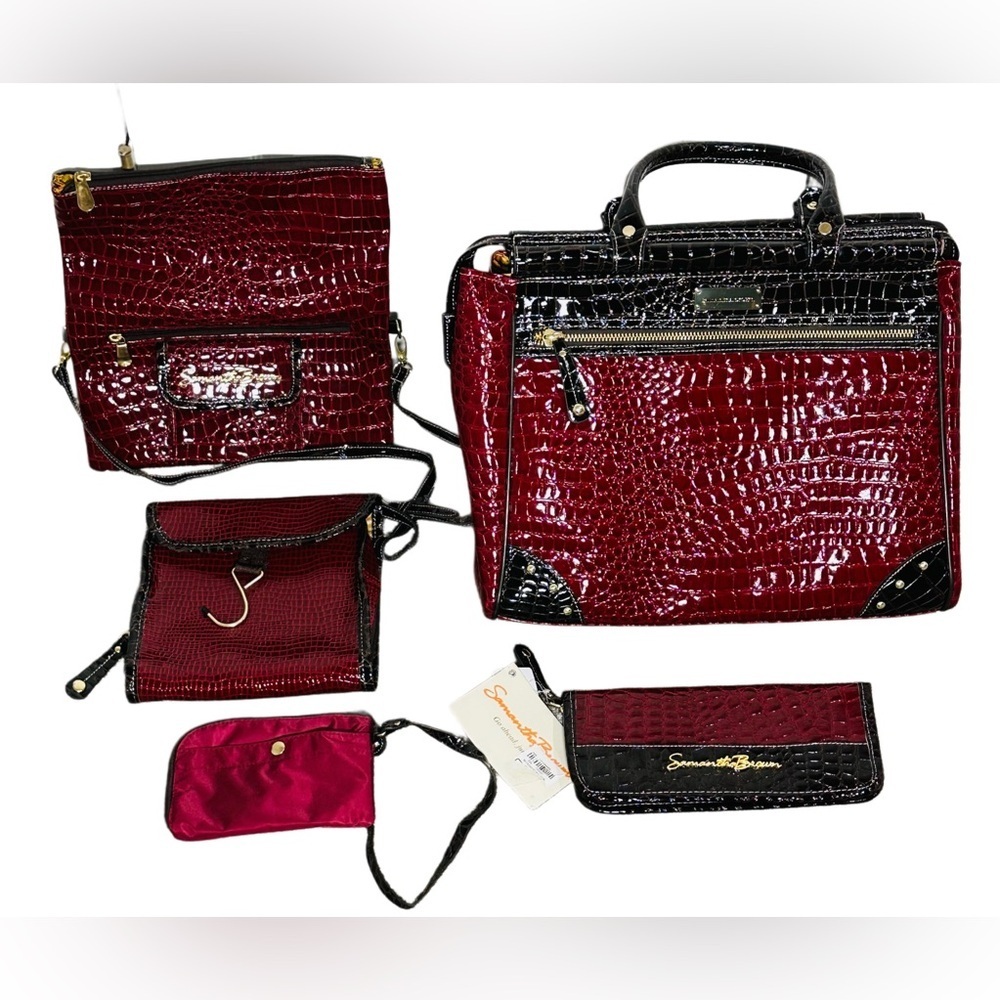 Samantha Brown NEW Red Black Travel Bags 5 piece set Set, passport, makeup bags - Picture 3 of 16